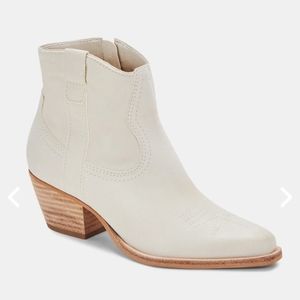 DOLCE VITA | Ivory Nubuck Silma Booties